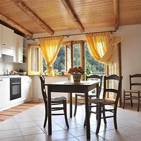 Apartment Vacanze Dalisa Castagno Con Parcheggio Tramonti