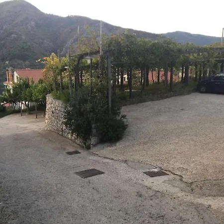 Vacanze Dalisa Castagno Con Parcheggio Apartment *