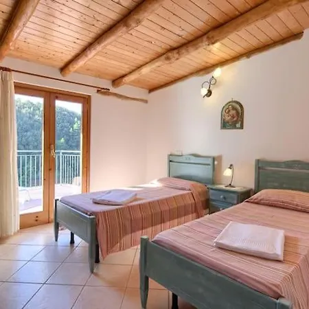 Apartment Vacanze Dalisa Castagno Con Parcheggio Tramonti