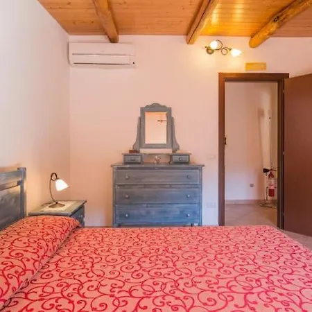 Vacanze Dalisa Castagno Con Parcheggio Apartment *